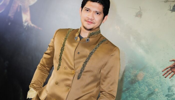 Iko Uwais Kembali ke Tanah Air, Siap Bangkitkan Sinema Aksi Indonesia Lewat Film Timur