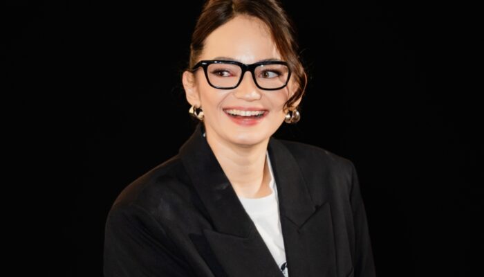 Enzy Storia Ungkap Stres Saat Syuting Adegan Stand-up di Film “Suka Duka Tawa”