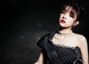 Elsa Japasal Rilis Single Kedua “Buku Karangan”, Kisahkan Cinta Sepihak yang Hanya Hidup dalam Imajinasi