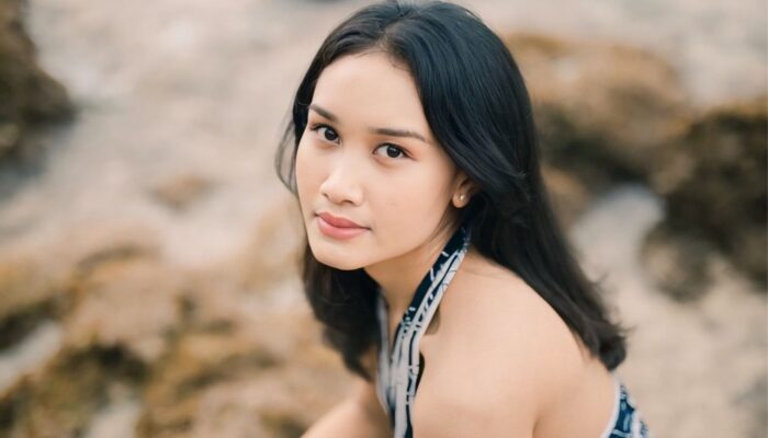 Widya Wirayanti Luncurkan Single Debut “Saling Jaga”, Persembahkan Pop R&B yang Hangat dan Intim