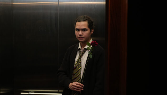 Dul Jaelani Rilis Single Baru “Sebenarnya, Selamanya…”, Merayakan Cinta Yang Rapuh Namun Abadi