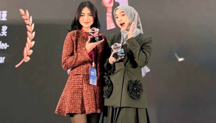 Fuji dan Ria Ricis Harumkan Nama Indonesia di The FastMoss Visionary Awards 2026 China