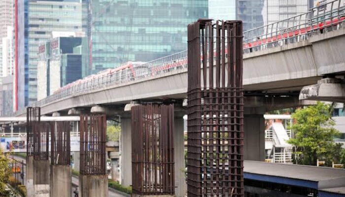 Wajah Jakarta Diperbaiki, Tiang Monorail Mangkrak Kuningan Resmi Dibongkar