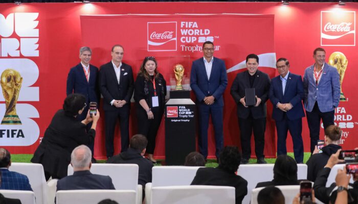 Jakarta Disambangi FIFA World Cup Trophy Tour, Gubernur Pramono: Momentum Perkuat Citra Kota Global