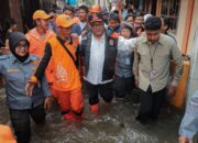 Tinjau Lokasi Banjir Jakarta Barat, Wagub Rano Karno Pastikan Pengungsi Terlayani dengan Baik