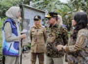 Cegah Banjir dari Hulu, Gubernur Pramono Tinjau Pengerukan Kali Sepak Kembangan