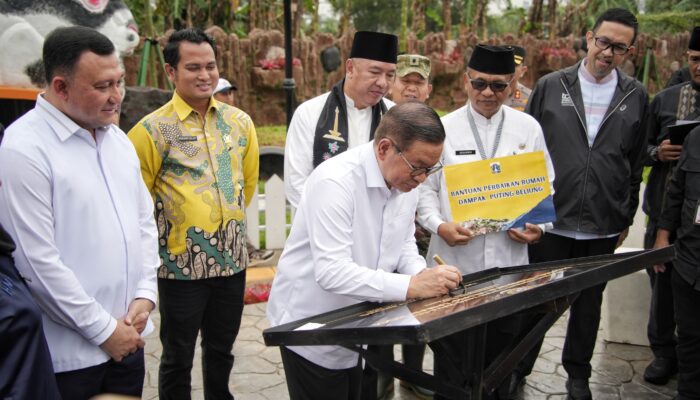Gubernur Pramono Resmikan Taman Roci di Cilincing: Ruang Hijau Kecil untuk Rekreasi dan Edukasi Anak