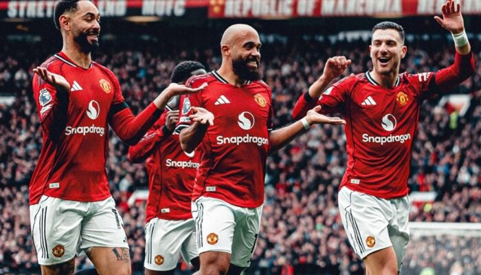 Menang di Old Trafford! Manchester United Tekuk Tottenham 2-0 Usai Spurs Kehilangan Pemain