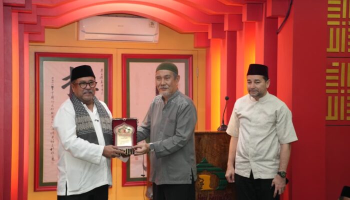 Safari Ramadan di Masjid Lautze, Wagub Rano Karno Serukan Toleransi dan Silaturahmi Warga Jakarta