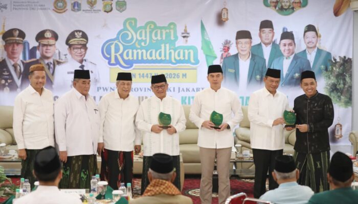 Safari Ramadan di Ponpes Al Hamid, Pramono Anung Serukan Sinergi Ulama–Umara demi Jakarta Tetap Kondusif