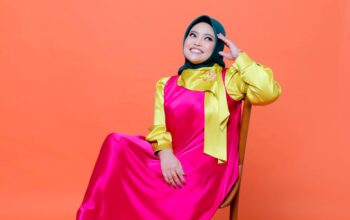 Terinspirasi dari Perjalanan Haji 2025, Gya Rilis Single Religi “Di Bawah Langit” yang Sarat Doa dan Refleksi Spiritual