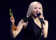 Rosé BLACKPINK ukir sejarah di BRIT Awards 2026, kemenangan ‘APT.’ jadi momen emas K-pop