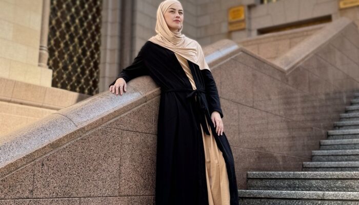 Kimberly Ryder Tetap Berangkat Umrah di Tengah Memanasnya Timur Tengah, Ini Pertimbangannya