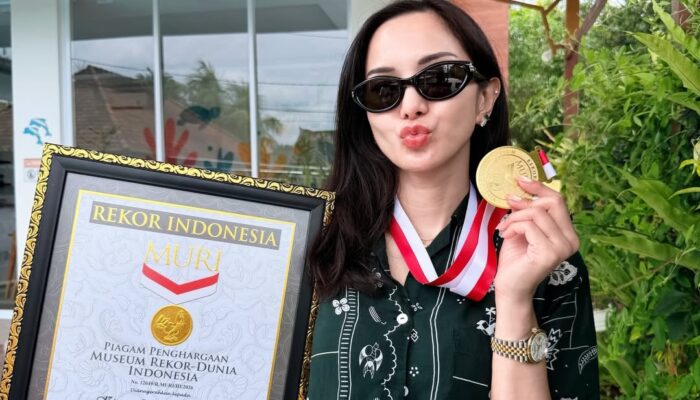 Kirana Larasati Pecahkan Rekor MURI! Menyelam Hingga 127 Meter di Laut Bali