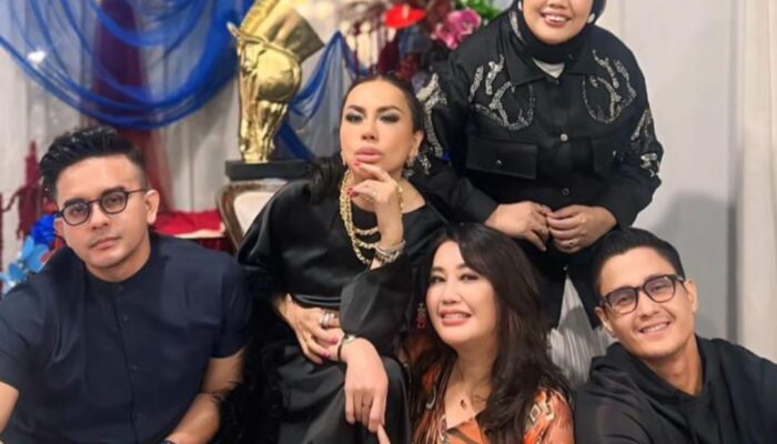 Lebaran Penuh Hangat! Lia Emilia Keliling Halal Bihalal Bareng Artis, Siapkan Kejutan Single Baru