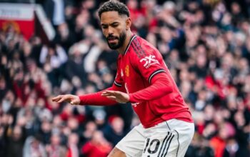 Cunha Rayu Casemiro Bertahan di MU: “Jangan pergi dulu, kita belum selesai!”