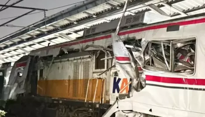 Tragedi Commuter Line di Bekasi: 14 Tewas, Puluhan Luka, Operasional Stasiun Bekasi Timur Lumpuh Sementara