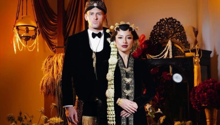 Pre-Wedding Justin Hubner & Jennifer Coppen Bikin Heboh, Tampil Bak Bangsawan Jawa dengan Sentuhan Modern