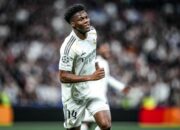 Manchester United Incar Tchouaméni! Suksesor Casemiro Disiapkan, Real Madrid Pasang Harga Fantastis