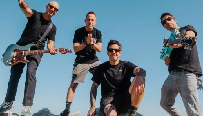 Simple Plan Kembali ke Indonesia, Rayakan 25 Tahun dengan Tur Spektakuler di Jakarta dan Surabaya