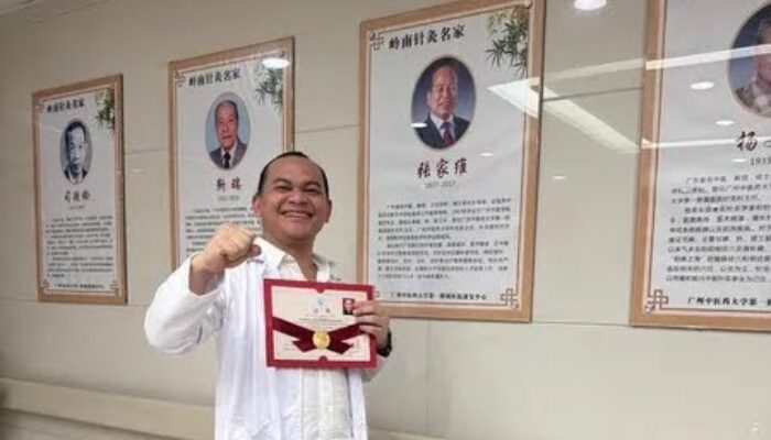 “Tinggalkan Dunia Gaib!” Mbah Mijan Kini Resmi Jadi Terapis Akupunktur, Perjalanan Hijrahnya Bikin Publik Kaget