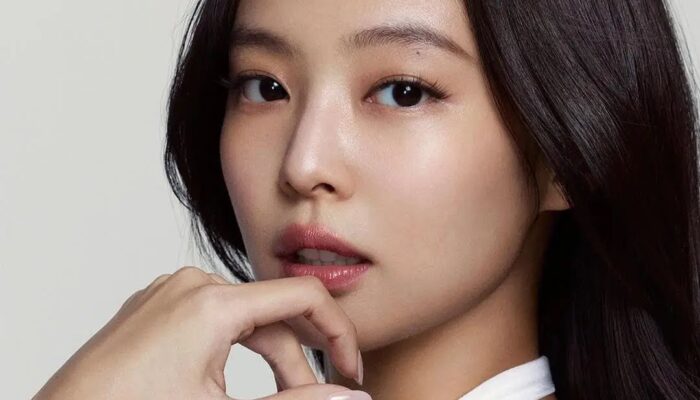 Jennie BLACKPINK Cetak Sejarah! Jadi Global Ambassador Pertama Vaseline dalam 150 Tahun, Ini Rahasia Kulit Glowing Sang Idol