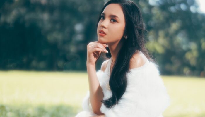 Lyodra Kembali Mengiris Hati Lewat “Pura-Pura”, Kolaborasi Emosional Bareng Andmesh yang Bikin Baper Maksimal