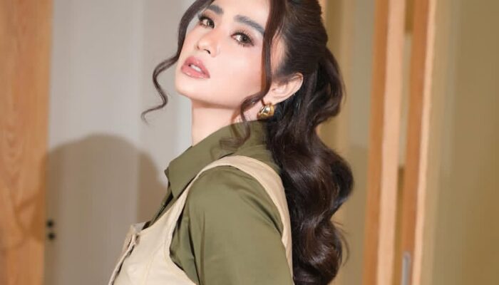 Dikabarkan Meninggal Saat Live TikTok, Dewi Perssik Murka: ‘Ini Sudah Keterlaluan!