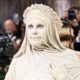 Heidi Klum “Jadi Patung Hidup” di Met Gala 2026, Penampilan Tak Terlupakan yang Bikin Publik Terpukau