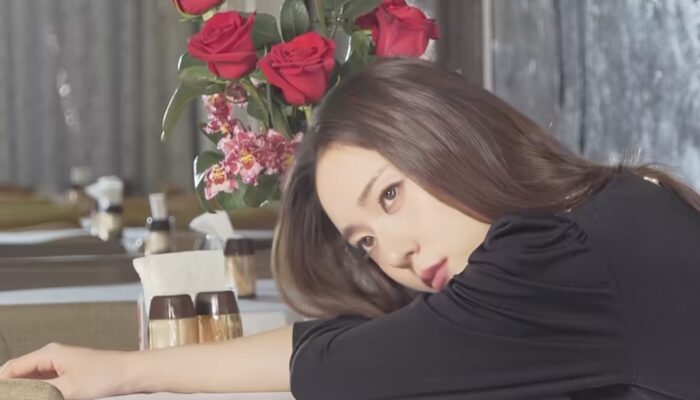Krystal Buka Babak Baru Lewat Single PWLT