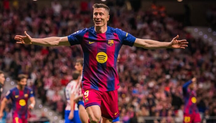 Robert Lewandowski Tinggalkan Barcelona, Manchester United Siaga tapi Terbentur Gaji Fantastis