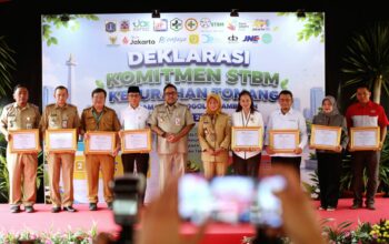 Tomang Deklarasikan Stop BAB Sembarangan, Rano Karno: Jakarta Harus Jadi Kota Global yang Sehat dan Bermartabat