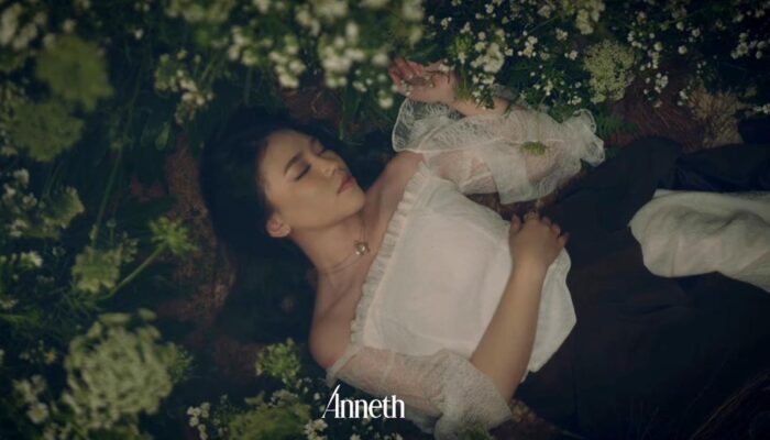 Anneth Rilis Sembunyi dari Bumi, Lagu Cinta Penuh Emosi