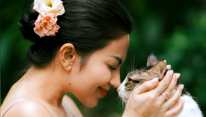 Ariel Tatum Rayakan Ultah Kucing, Momen Hangat Jadi Sorotan