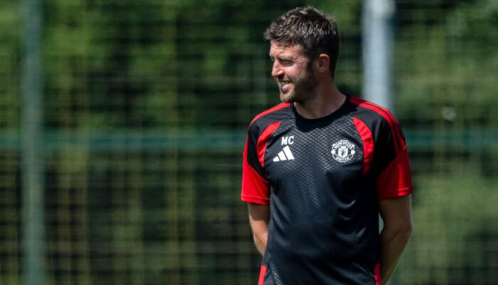 Manchester United Mulai Pramusim, Carrick Siapkan Misi Besar