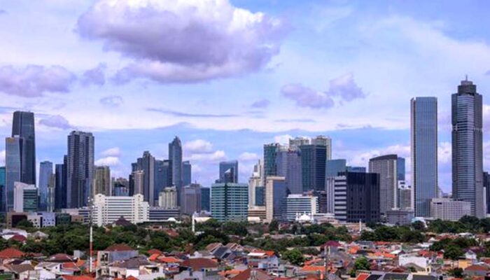 Prakiraan Cuaca Jakarta Hari Ini 8 Juli 2026: Cerah Berawan Seharian, Suhu Capai 33 Derajat