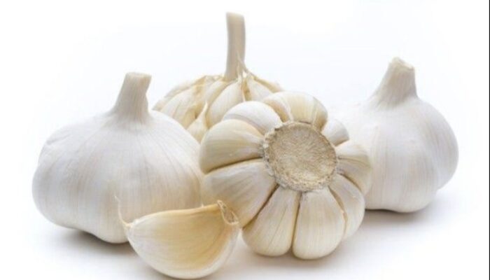 7 Manfaat Bawang Putih Mentah, dari Imun hingga Jantung