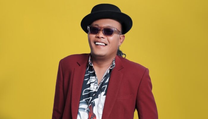 Sule Rilis Lagu Cewek Komalan, Satire Kocak tentang TikTok Live dan Saweran