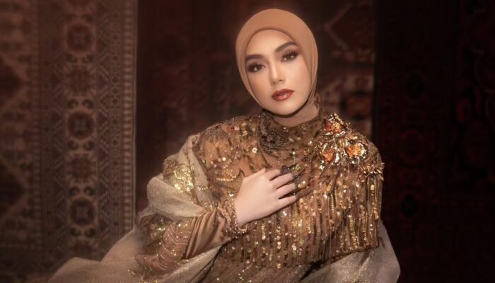 Celine Evangelista Bantah Jadi Istri Kelima Jaksa Agung, Ungkap Fakta Rumah Mewah