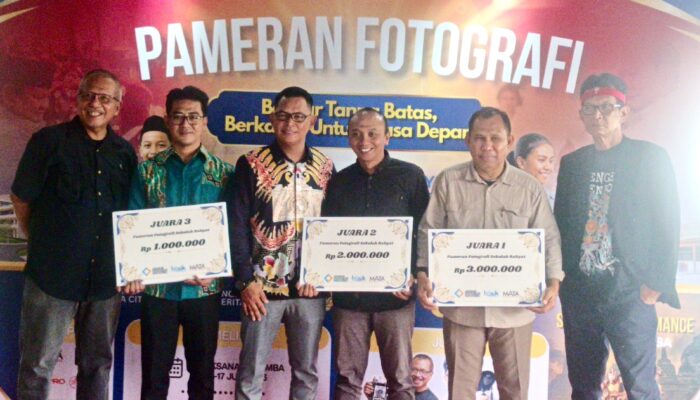 100 Foto Terbaik Sekolah Rakyat Dipamerkan di TIM Jakarta