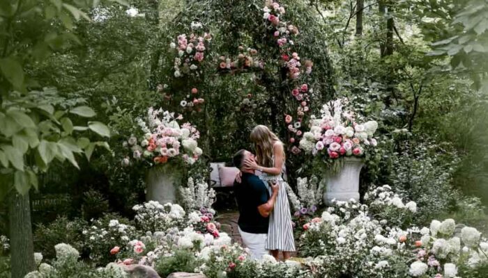 Akhirnya Sah, Taylor Swift dan Travis Kelce Resmi Jadi Suami Istri di New York
