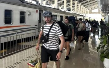 KAI Catat Rekor Baru, Hampir 97 Ribu Wisman Naik Kereta