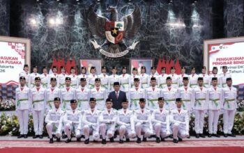 Pramono Kukuhkan 44 Paskibraka DKI Jakarta 2026