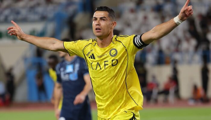 Cristiano Ronaldo Isyaratkan Pensiun 2027, Tinggal 24 Gol Lagi