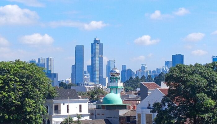 Cuaca Jakarta Hari Ini Cerah Berawan, Suhu 28-29°C