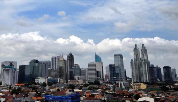 Prakiraan Cuaca Jakarta 26 Agustus 2026: Cerah Pagi, Hujan Malam