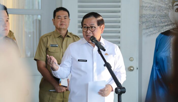 Pramono Anung Perintahkan Pelaku Sampah Ilegal di Cilincing Ditindak