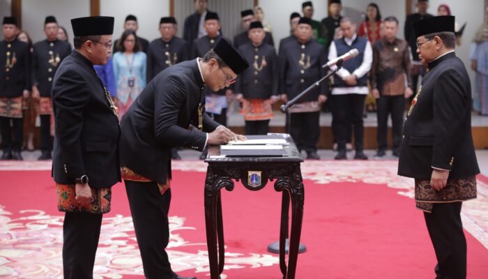 Lantik 7 Pejabat DKI, Pramono Dorong Reformasi Birokrasi yang Cepat dan Efektif