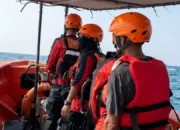 SAR Perluas Pencarian 8 Orang Hilang ke Utara Anak Krakatau