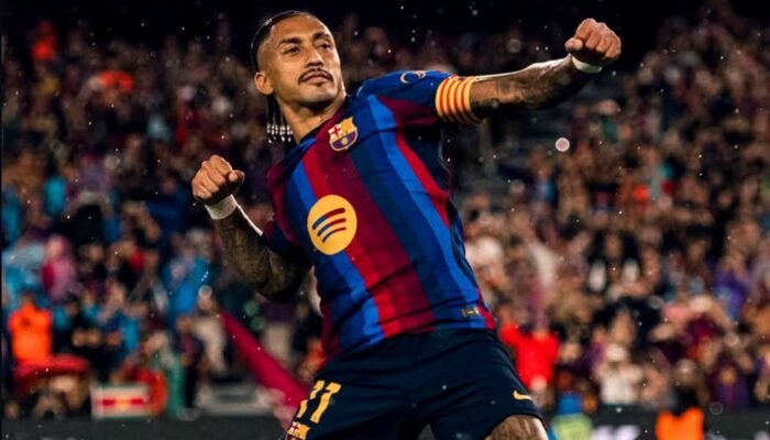 Barcelona Hancurkan Racing 7-2, Raphinha Cetak Hattrick